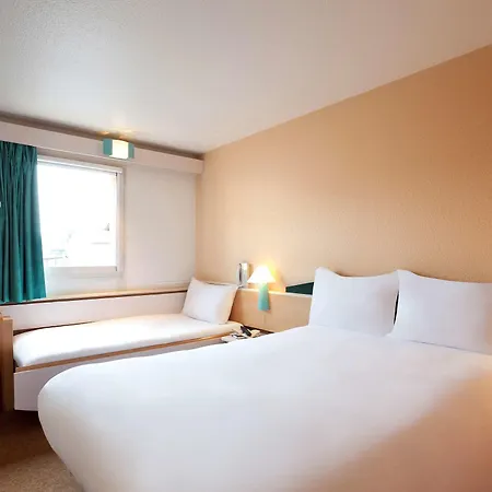 Ibis Centre Gare Lourdes