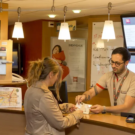 Ibis Centre Gare Lourdes