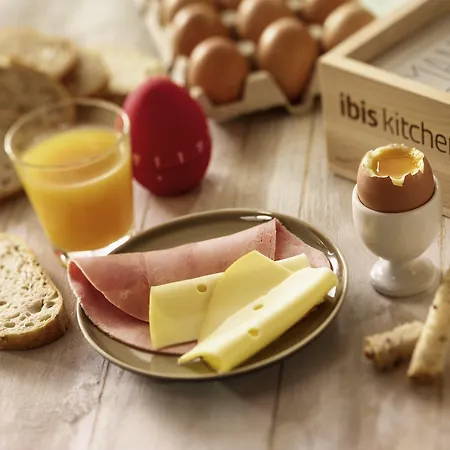 Hotel Ibis Centre Gare Lourdes